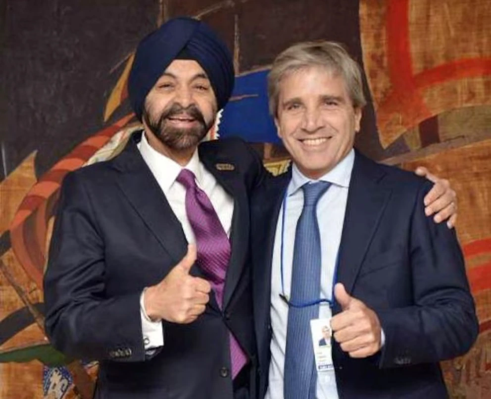 Luis Caputo, Minister of Economy, and Ajay Banga, President of the World Bank