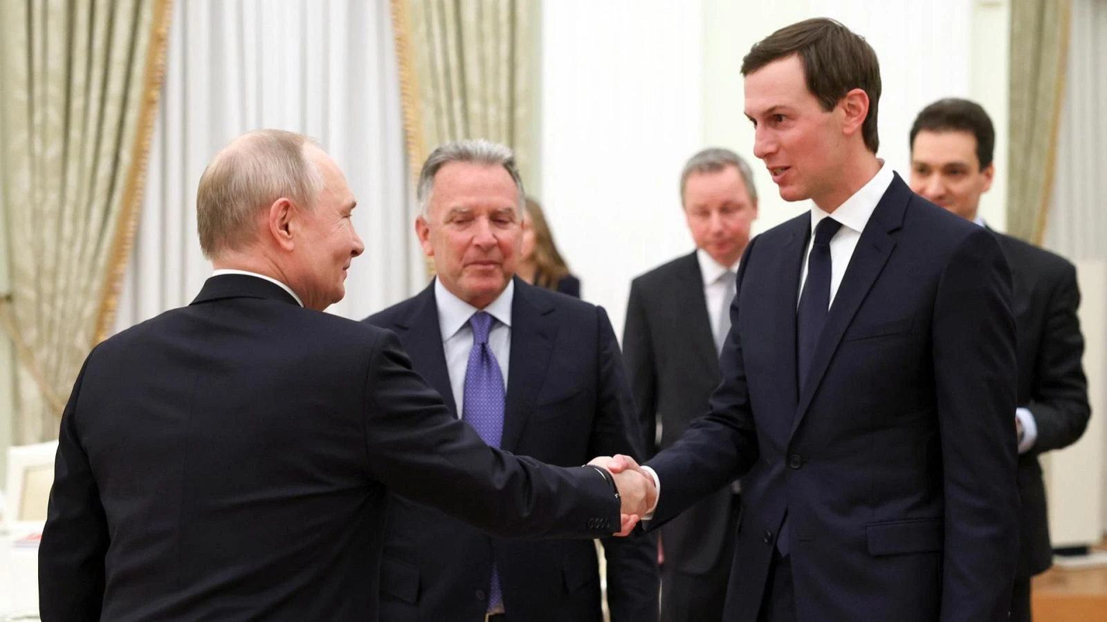 El gobierno ruso también descartó posibles contactos entre el Kremlin y los representantes del gobierno de los Estados Unidos