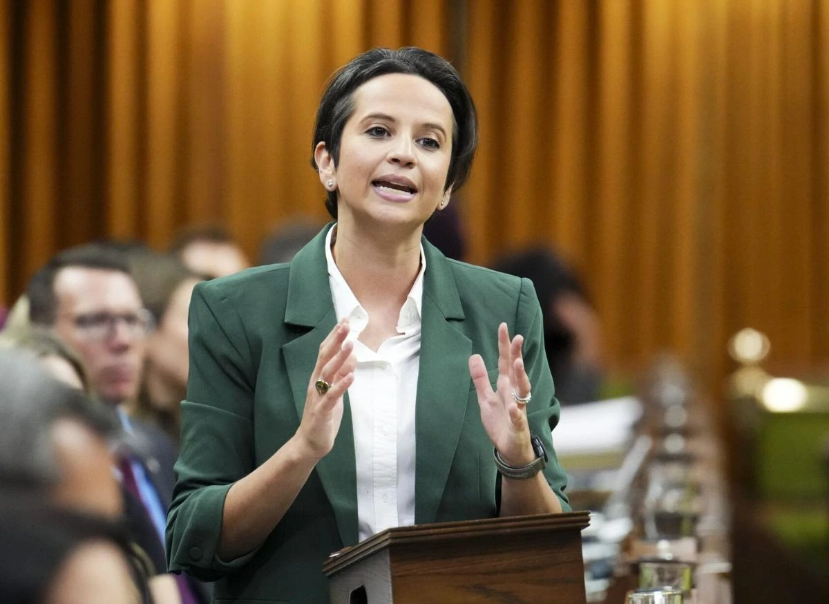 Ante el reciente crecimiento de ataques contra comercios y viviendas de propiedad judía, la diputada conservadora Melissa Lantsman pidió a las autoridades una respuesta más contundente