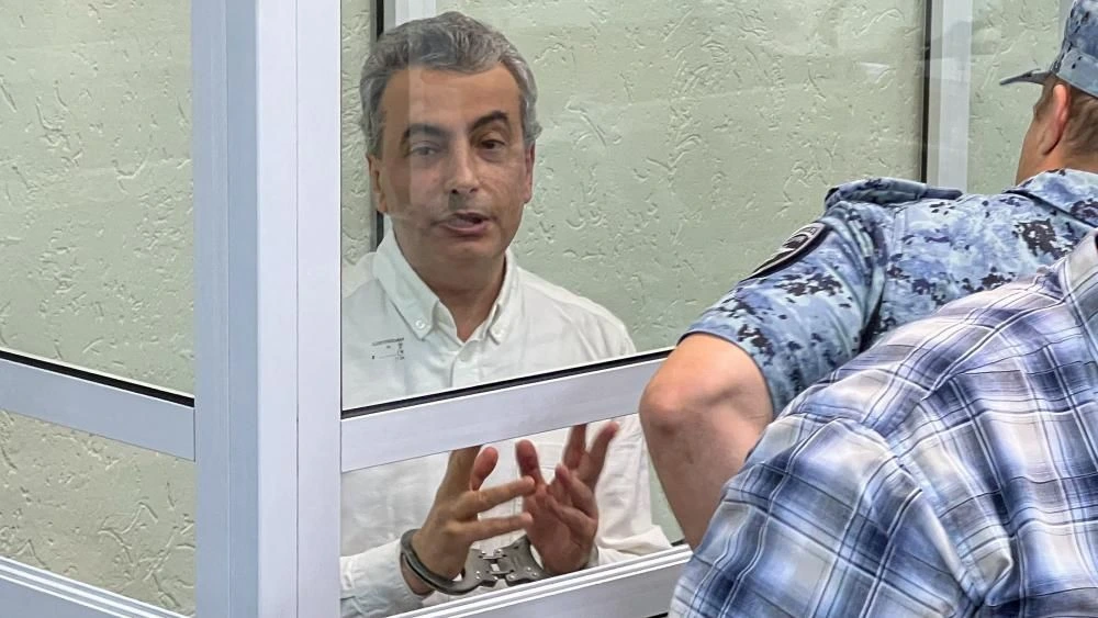 El político ruso opositor Lev Shlosberg, fue sentenciado a 11 años de prisión en una ''colonia penal'' por criticar la guerra en Ucrania