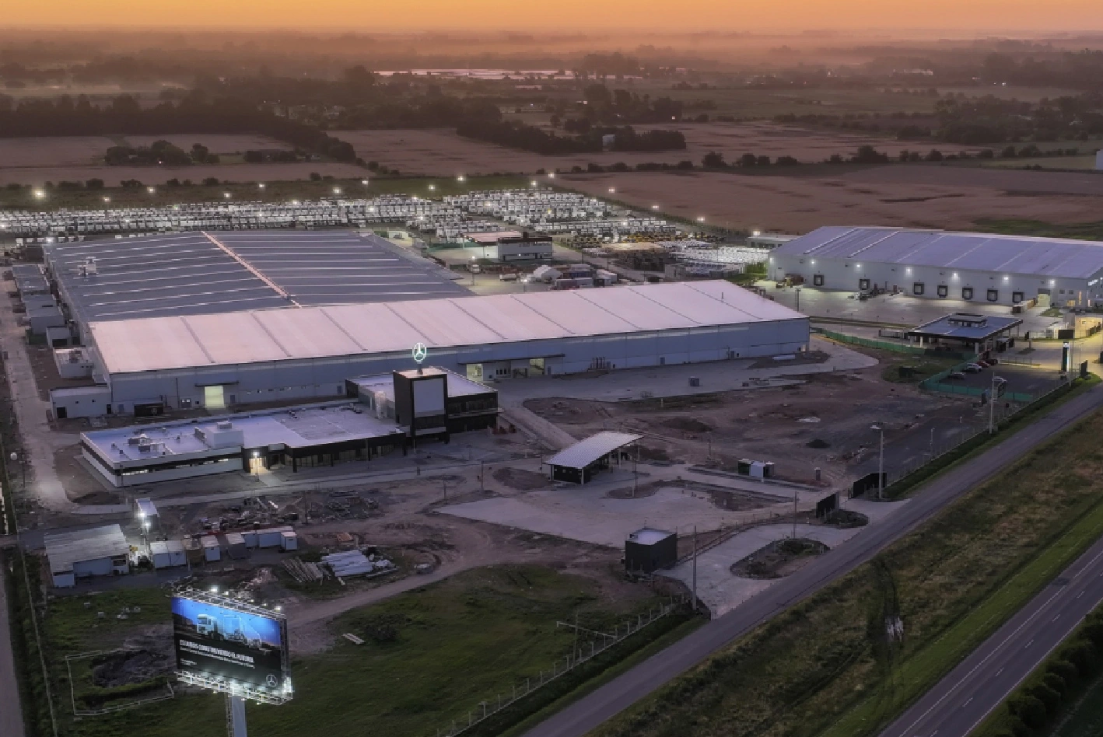 Mercedes-Benz inaugurará la primera fábrica automotriz construida desde cero en Argentina en 15 años