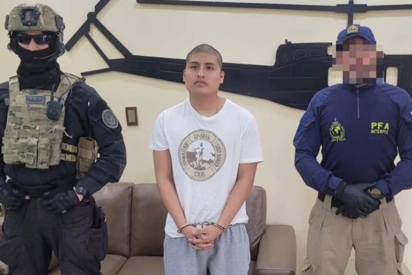 El delincuente peruano “Pequeño J” llegó a la Argentina y será indagado por el triple crimen narco