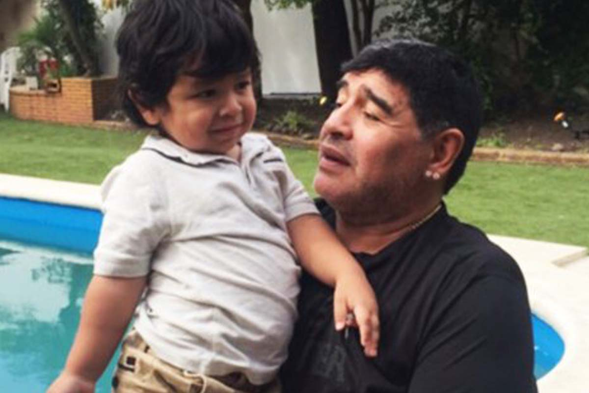 El peso del apellido Maradona