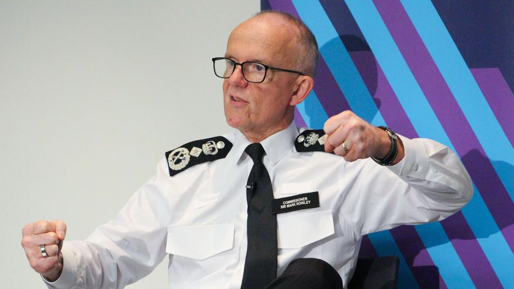 The London police commissioner announced the deployment of force to protect the Jewish community and warned of anti-Semitic attacks by left-wing organizations