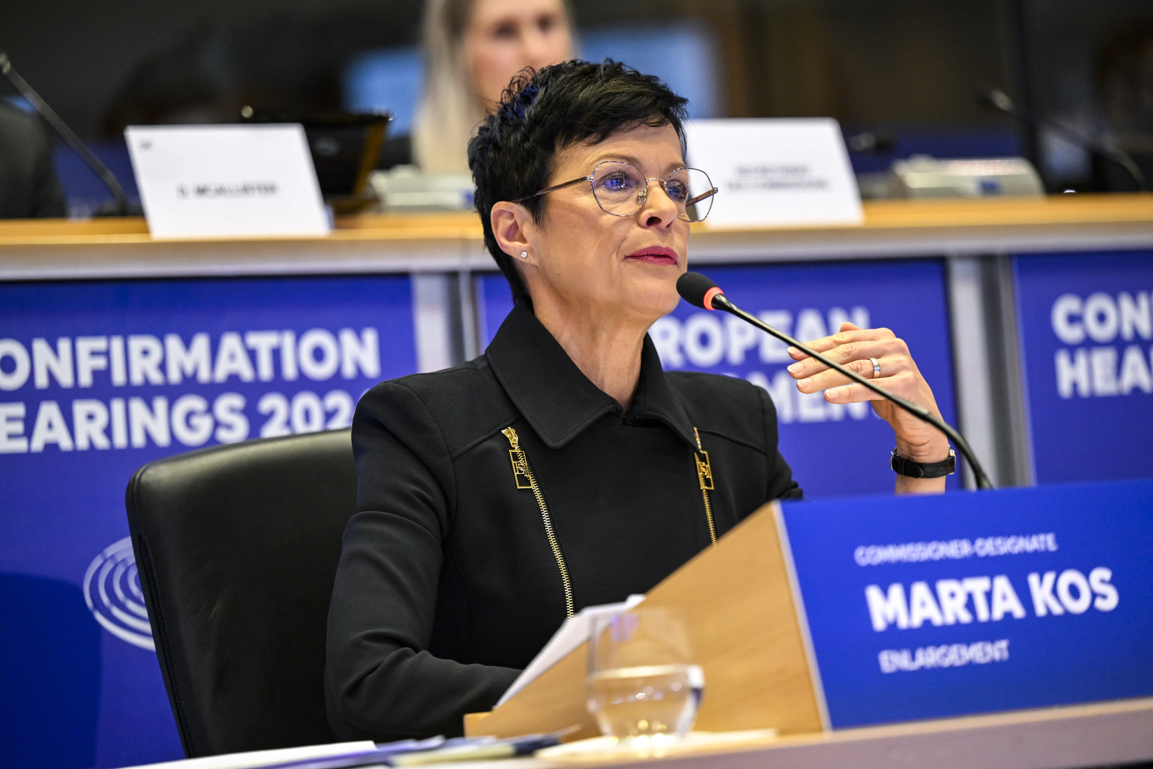 European Union officials explained that the advancements allow for progress in Ukraine's candidacy.
