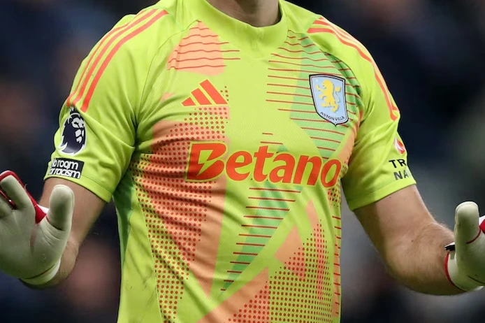 La Premier League prohíbe a sus clubes lucir casas de apuestas como sponsor principal en la camiseta