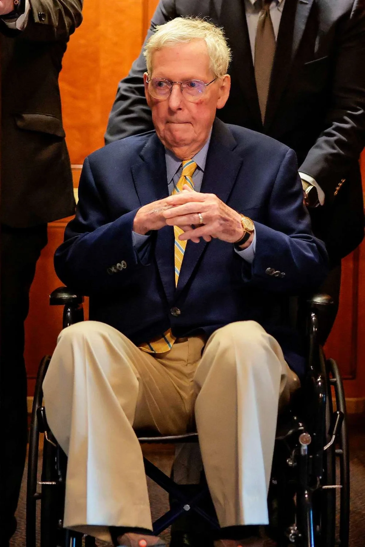 La salud del senador republicano se ha visto fuertemente deteriorada durante los últimos años y ha sido visto recientemente en una silla de ruedas