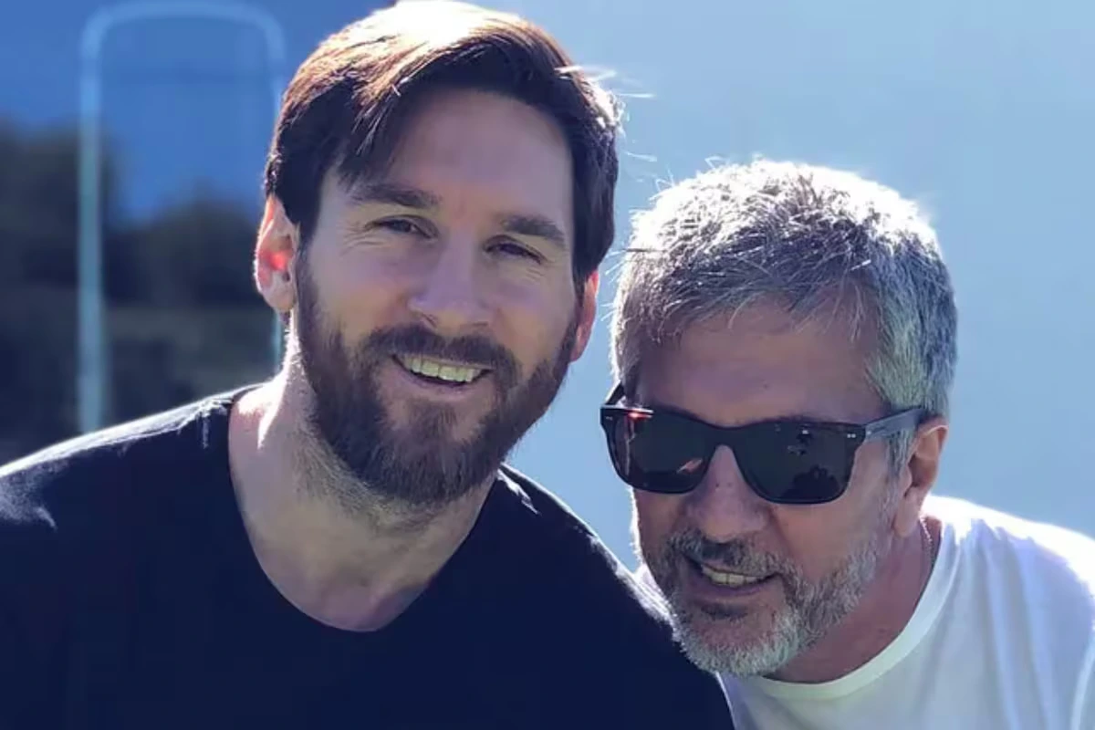 Lionel Messi received support from the football world after the death of his father