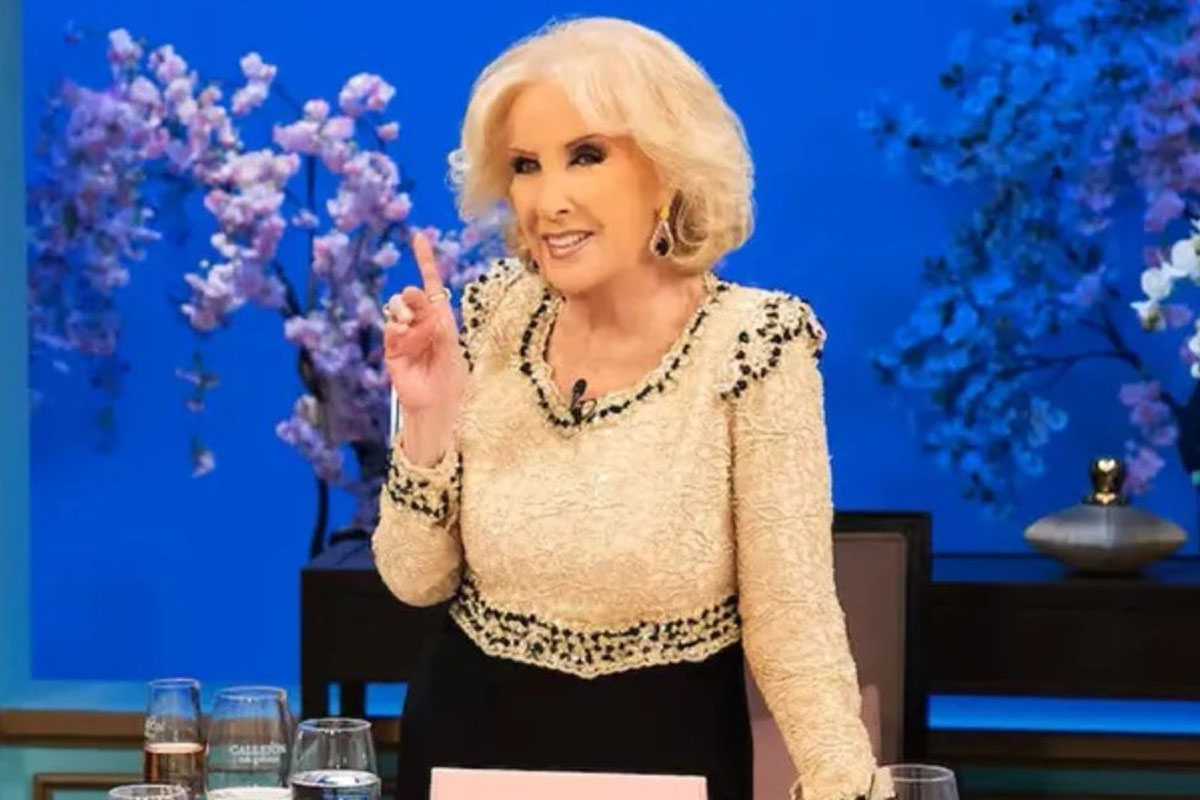 Otro cruce en la mesa: Mirtha Legrand y Martín Bossi