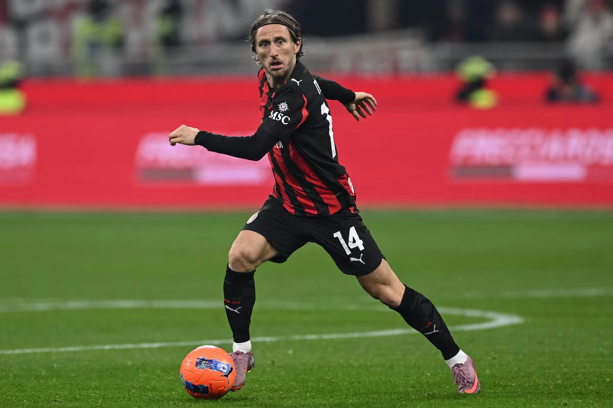 Luka Modric renewed with Milan and will play one more season close to turning 41 years old