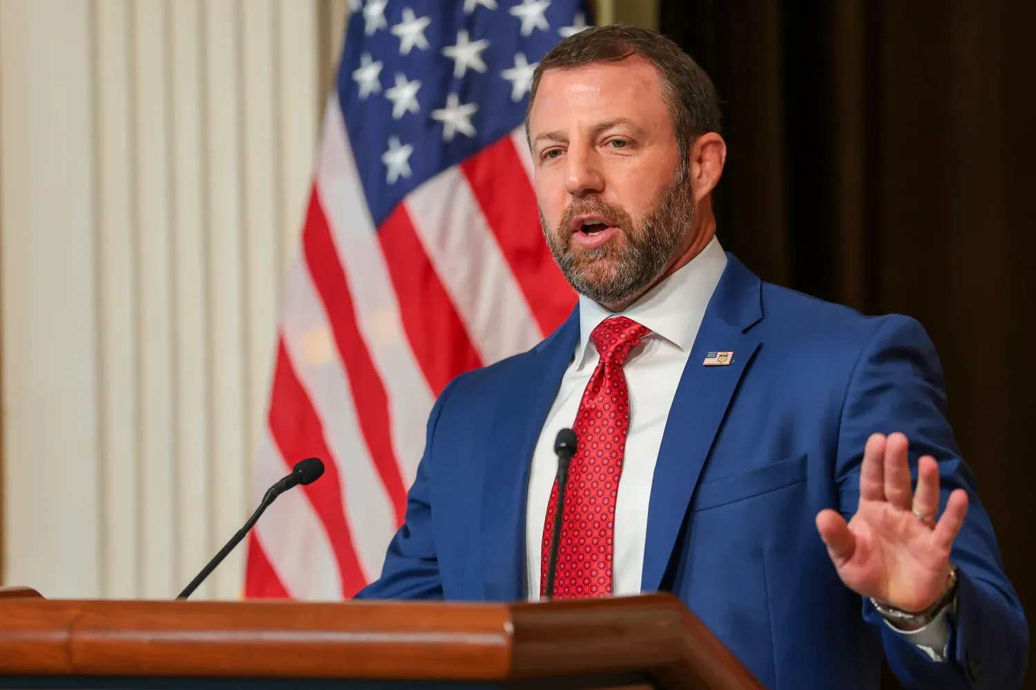 The U.S. Secretary of Homeland Security announced that the federal government is working with the states to carry out a modernization and strengthening of the electoral system