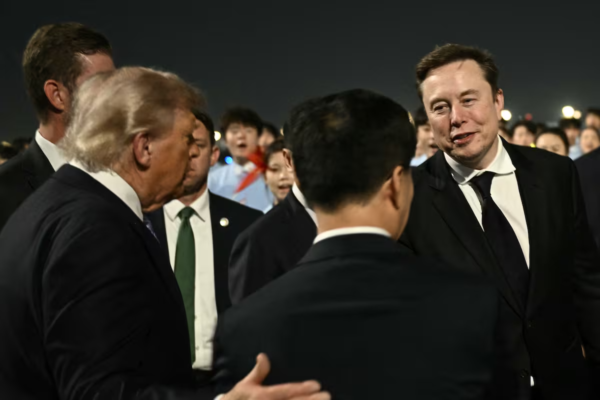 As part of the delegation that traveled with President Trump is the businessman and former Deregulation Secretary, Elon Musk.