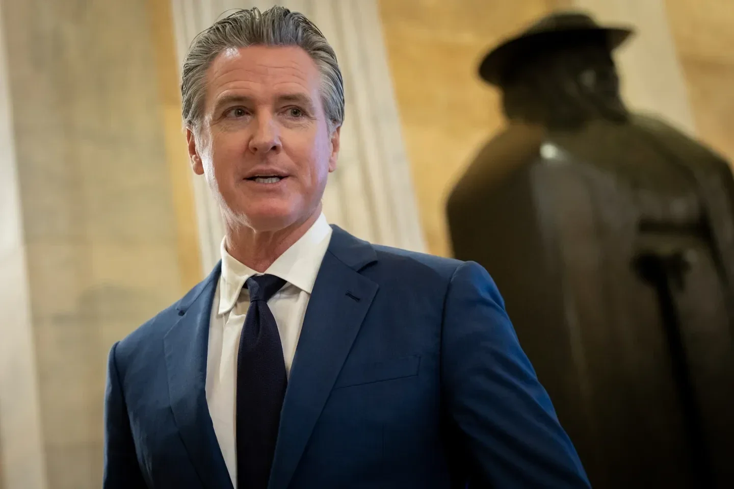 Despite the California Democratic government's attempts to downplay the efforts of rural sectors to gain independence, the residents of the interior already see these efforts as much more than a symbolic proposal.