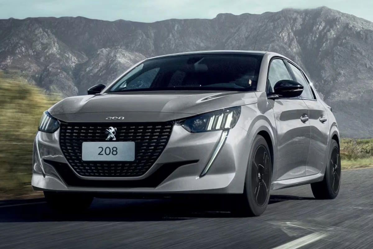 Equipamiento interior del 208 Style