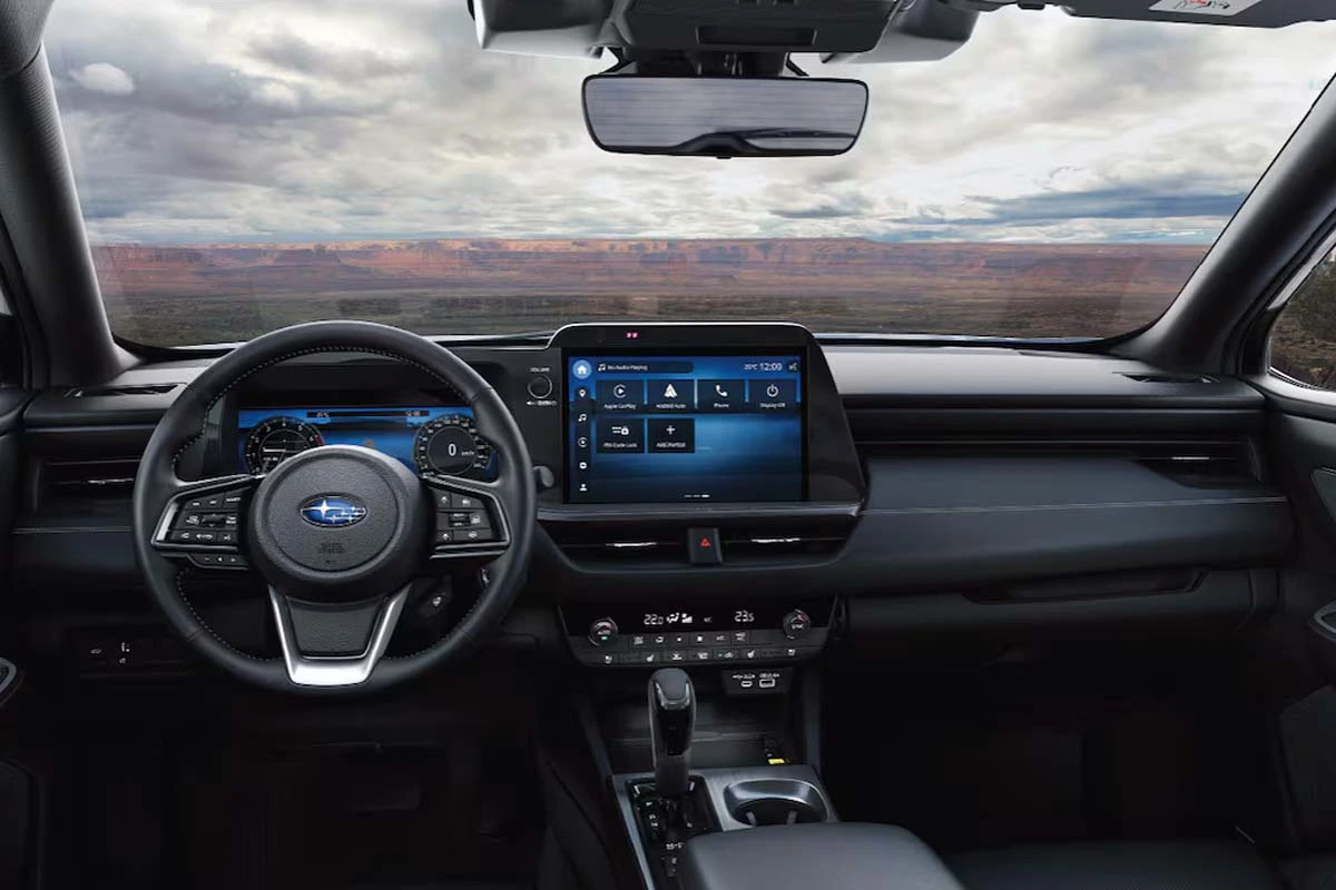 How much does the Subaru Outback cost in Argentina and what warranty does it offer