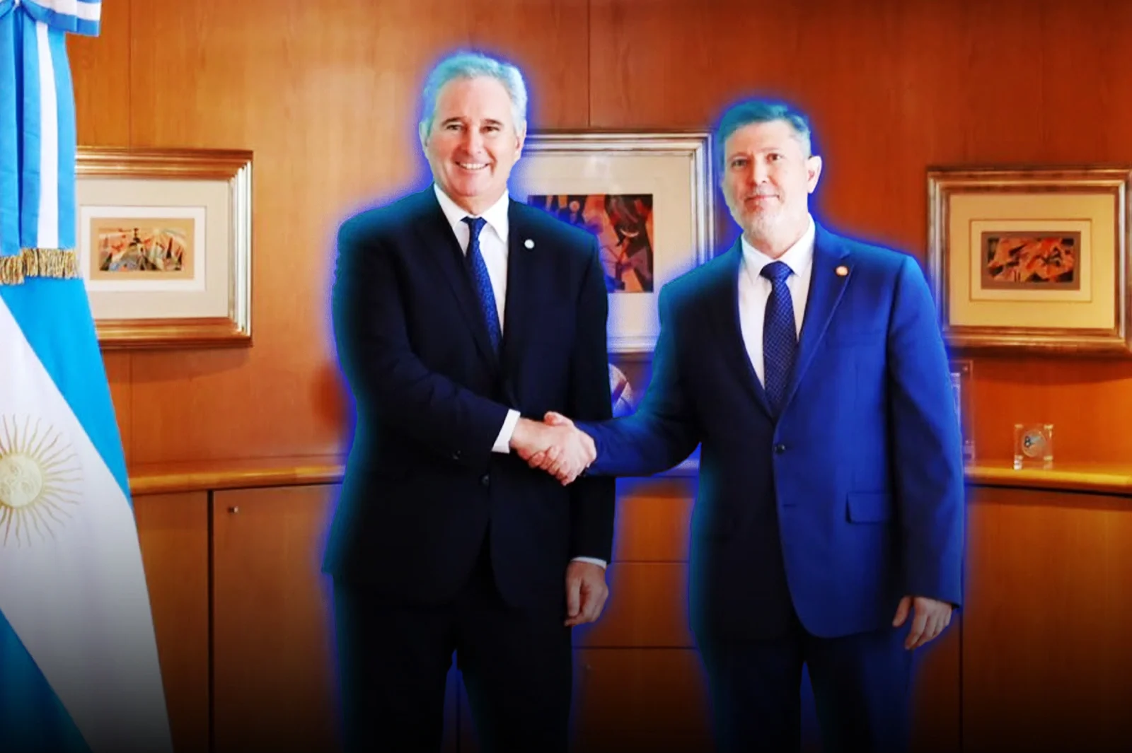 El Gobierno reforzó la coordinación entre la SIDE y la Cancillería para proteger a los argentinos