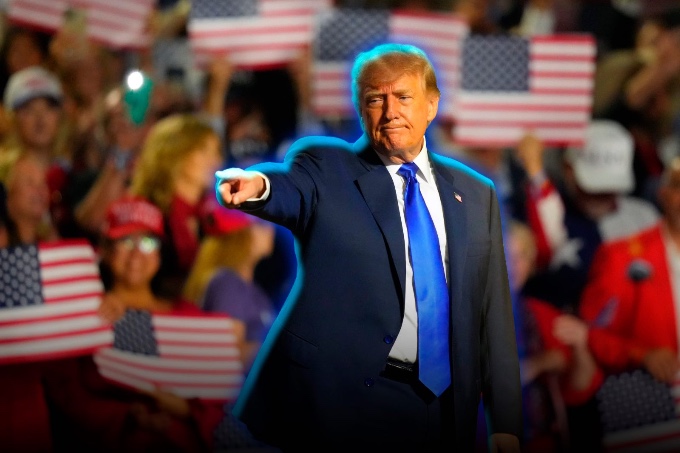 Trump closed the Republican summit rallying his voters for November and highlighting the achievements of his administration