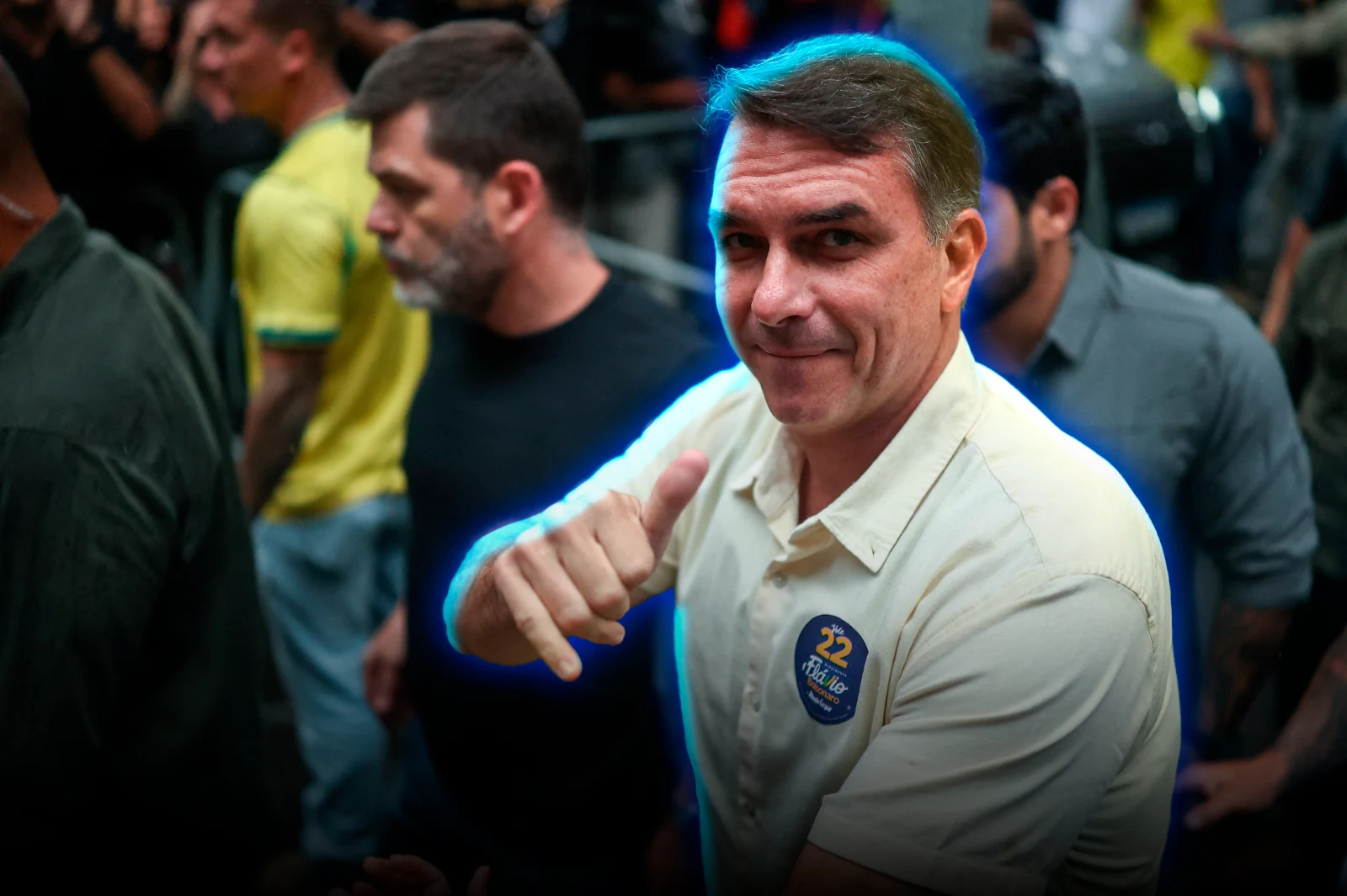 El derechista Flávio Bolsonaro ya votó: "Ha llegado la hora del cambio de verdad"