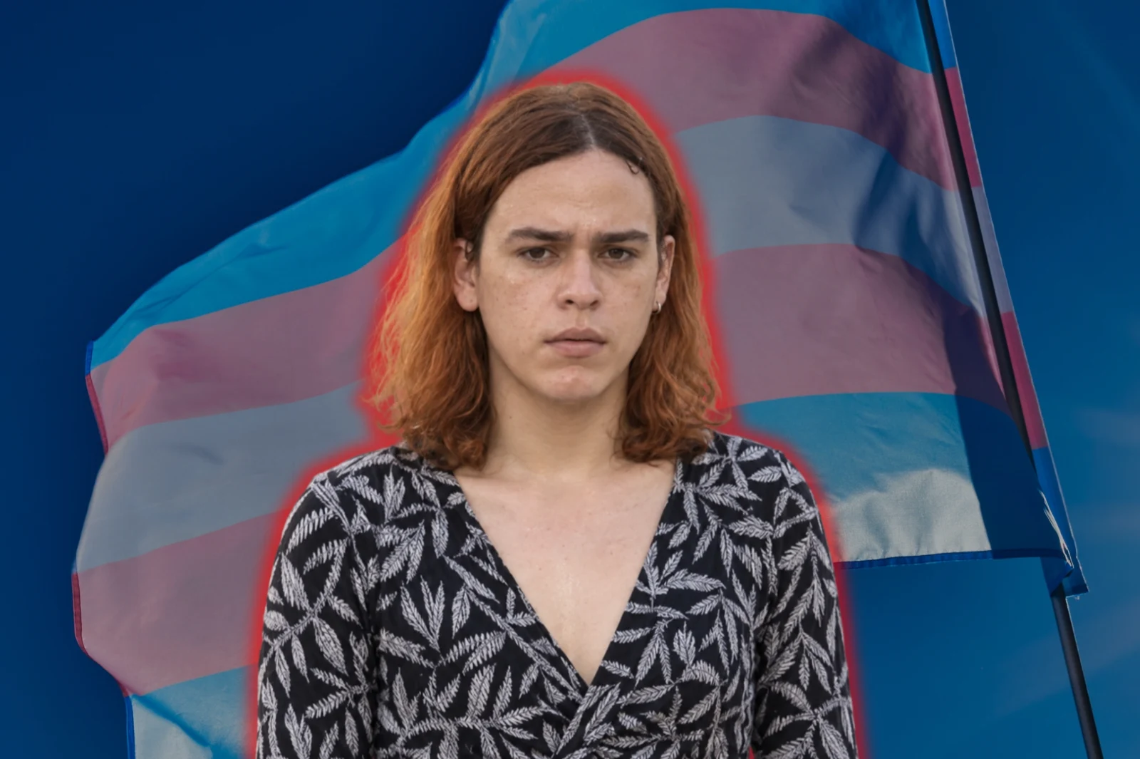 Un demente transexual le arrancó los ojos, le amputó las orejas a mordiscos y violó a su padrastro