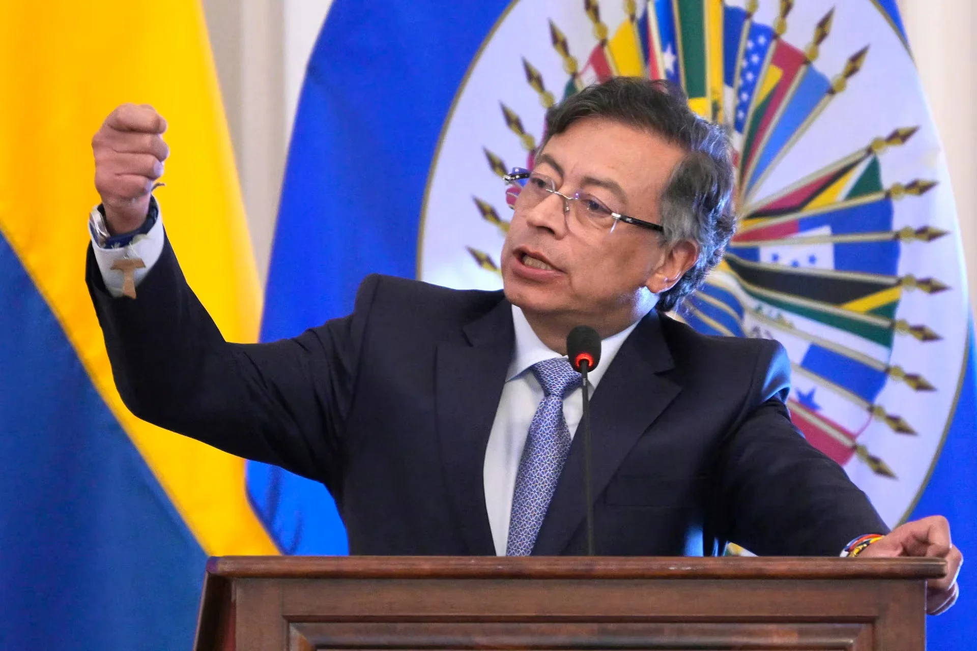 El gobierno comunista de Petro acusó a Ecuador de violar el principio de no intervención, asegurando que el país vecino actuó en base a asuntos colombianos