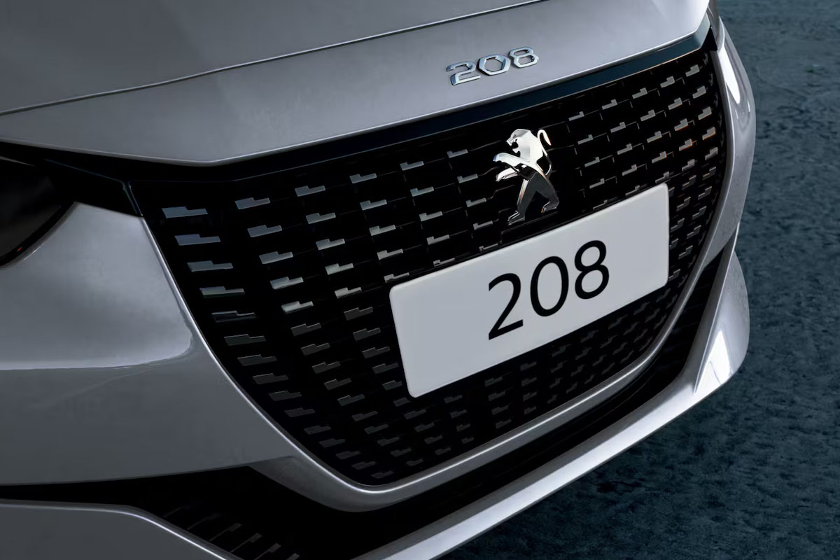 The link between the Corsa and the Peugeot 208