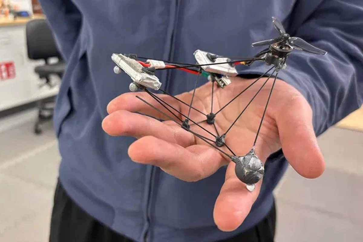 Crearon un dron que engaña al ojo humano y desaparece en el aire Por qué gira sobre sí mismo en lugar de usar cuatro rotores