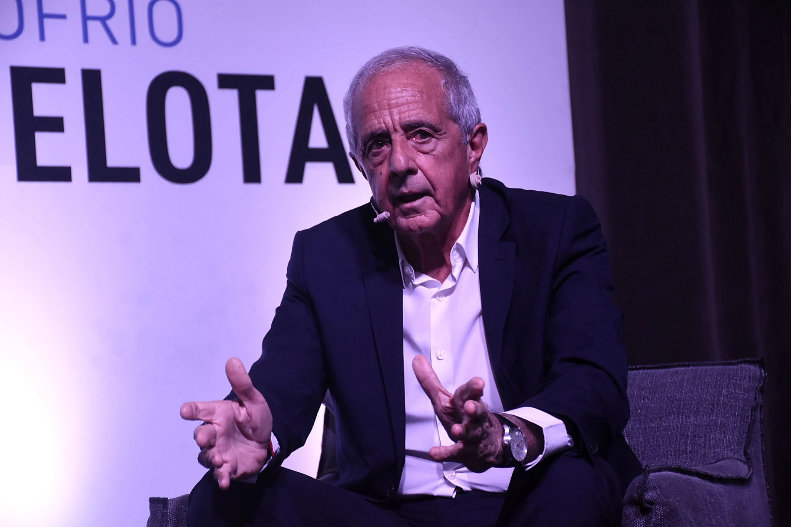 D'Onofrio criticized the format of 30 teams and the number of cups