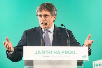 El anarquista y comunista catalán, Carles Puigdemont, podría emprender su regreso a España gracias a este fallo, siendo que se encuentra prófugo en Bélgica