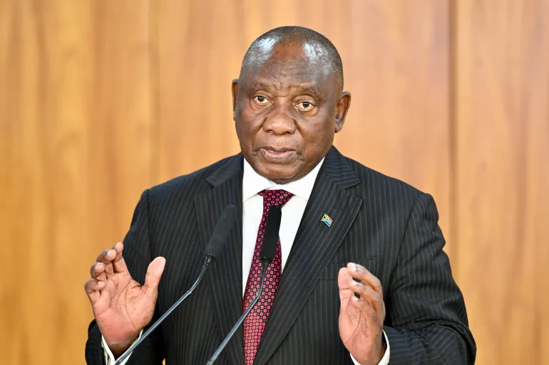 El mandatario comunista de Sudáfrica se enfrenta a un juicio político debido a las acusaciones de corrupción que pesan sobre él