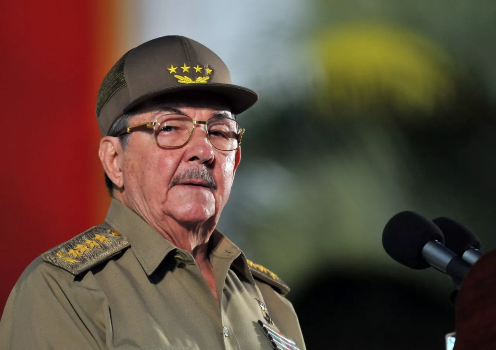 The United States is considering charging Raúl Castro for the downing of two small aircraft in 1996.