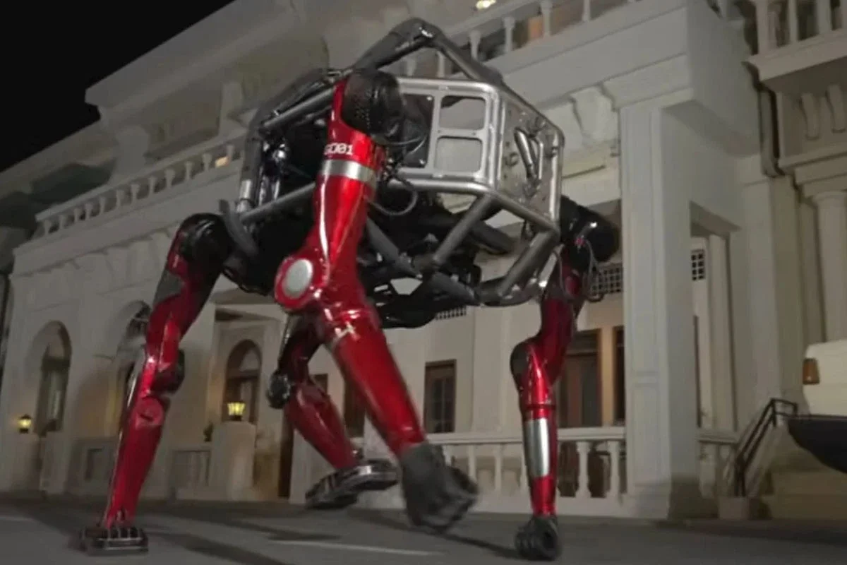 Un robot inspirado en los mechas del cine y el anime