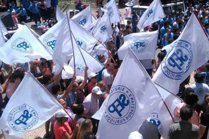 Gremios: el SEP aceptó la oferta del Gobierno de Córdoba y tendrá un aumento del 40%