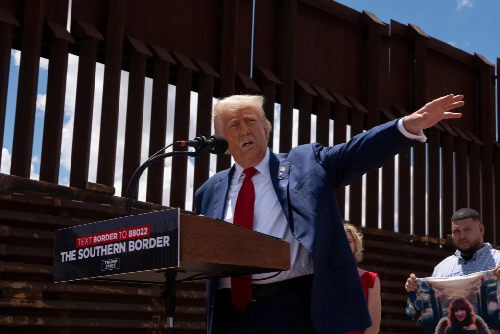 El gobierno de Trump desmanteló una red de extranjeros ilegales que robó más de $1.4 millones en ayuda social