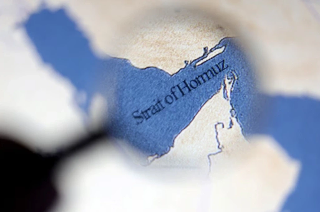 Irán amenaza con bloquear el comercio global si EEUU mantiene el cerco naval a sus puertos