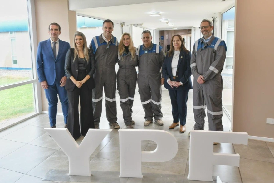 YPF receives the Country Brand and consolidates its leadership in Argentine energy development