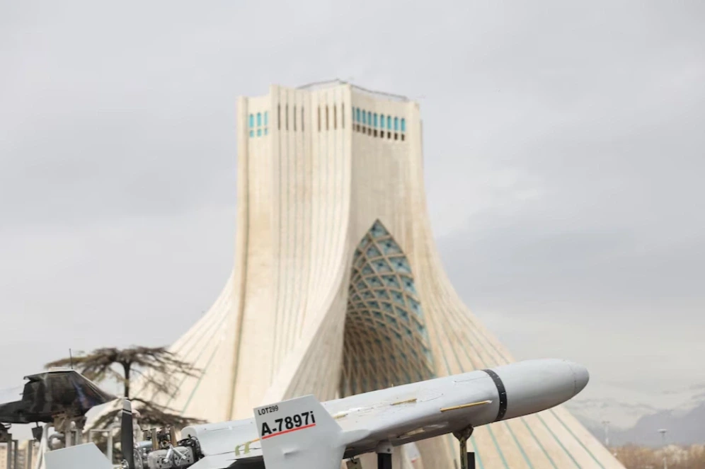 China y Rusia potencian la precisión de los drones iraníes con inteligencia y elevan la amenaza militar contra EEUU