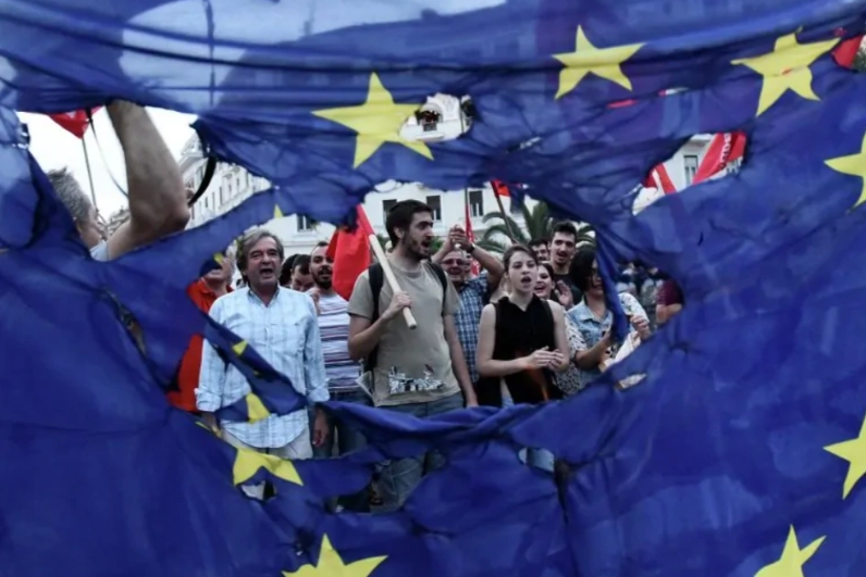 Bruselas fracasa otra vez: la UE solo aplicó el 15% del plan para evitar su declive económico