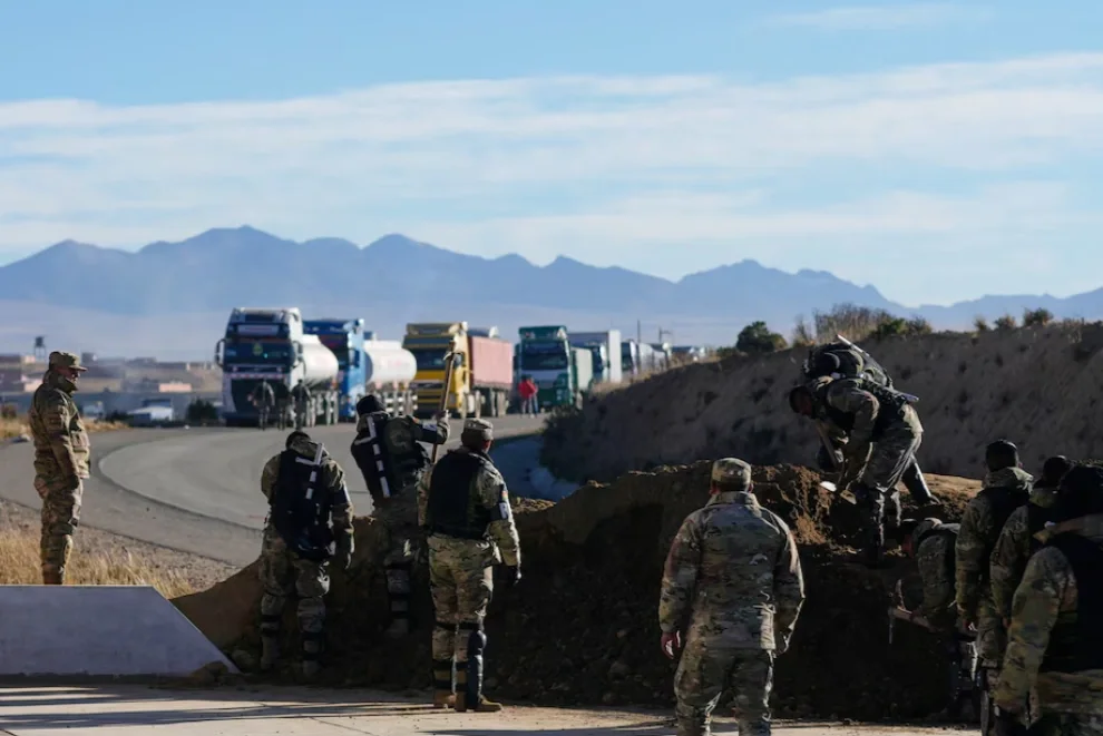 Rodrigo Paz endurece su postura y Bolivia habilita la intervención militar contra los bloqueos