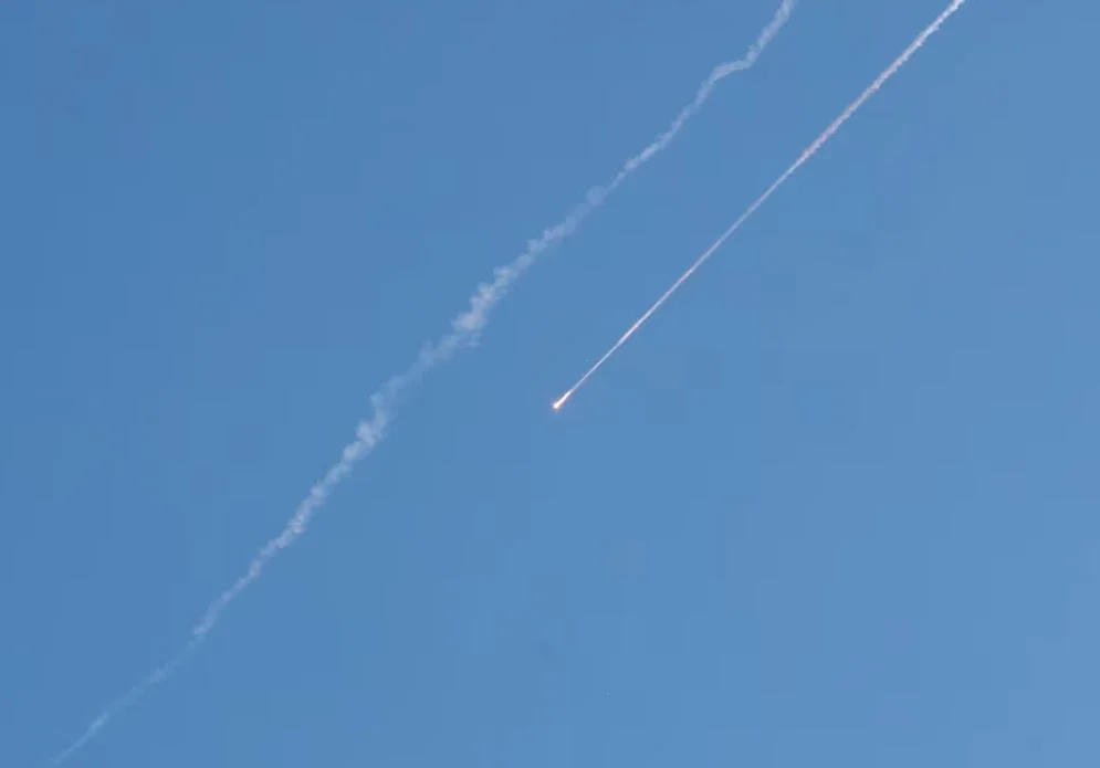 EEUU acusó a Irán de romper el alto el fuego al lanzar un misil contra Kuwait y drones hacia Ormuz