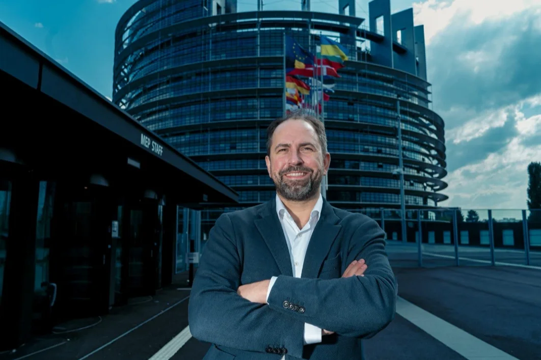 Cuando la casta política le teme a la democracia