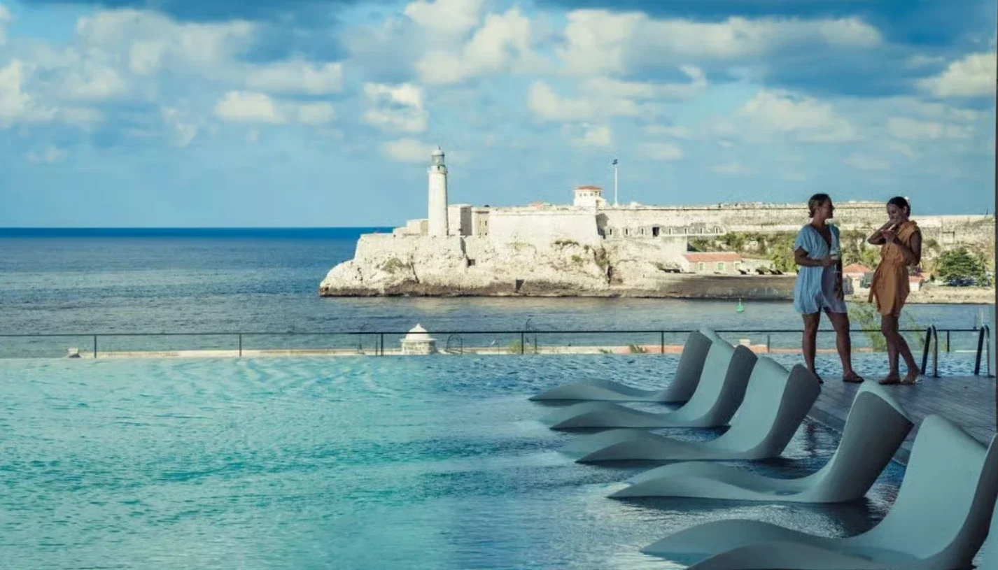 Iberostar mantendrá una presencia limitada en la isla