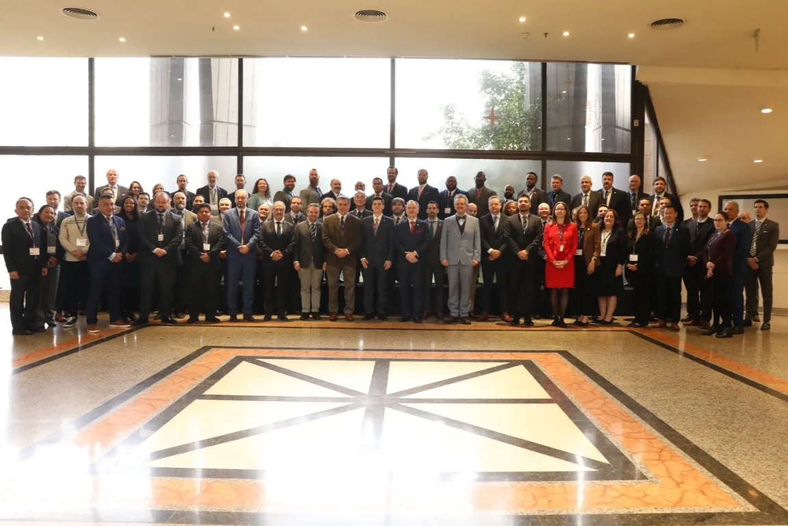 Argentina es sede del Programa FIRST: el Gobierno de Milei allana el camino a la construcción de SMR