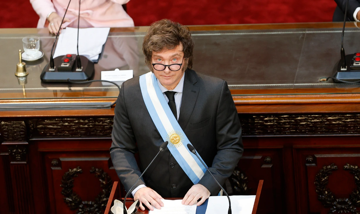Diputados concentró el ajuste en contratos políticos