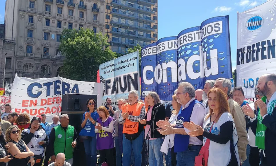 El Gobierno analiza sanciones contra los gremios