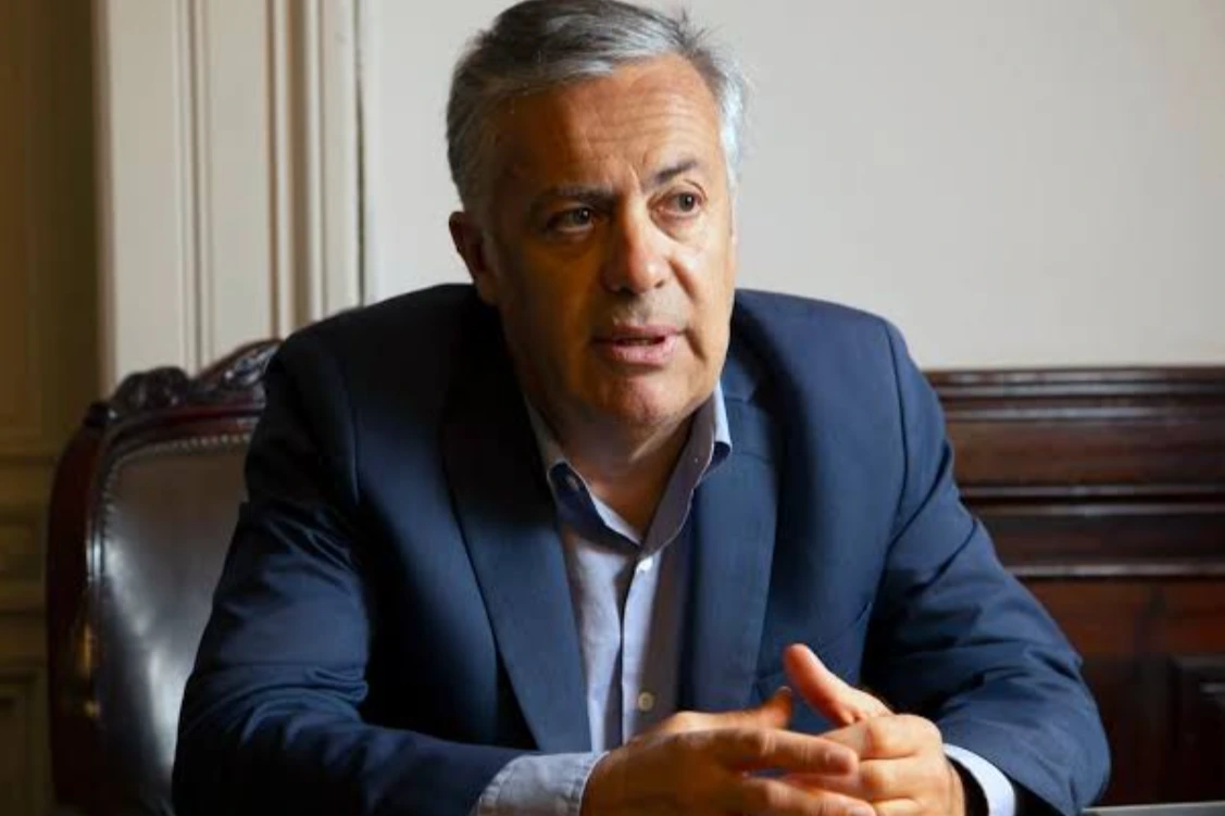 Cornejo pidió una reforma fiscal para cambiar los incentivos y producir más