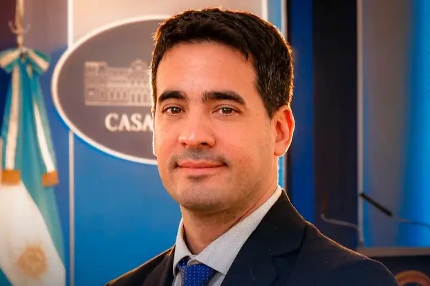EN VIVO | Adrián Ravier brinda una nueva conferencia de prensa desde Casa Rosada