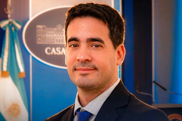 EN VIVO | Adrián Ravier brinda una nueva conferencia de prensa desde Casa Rosada