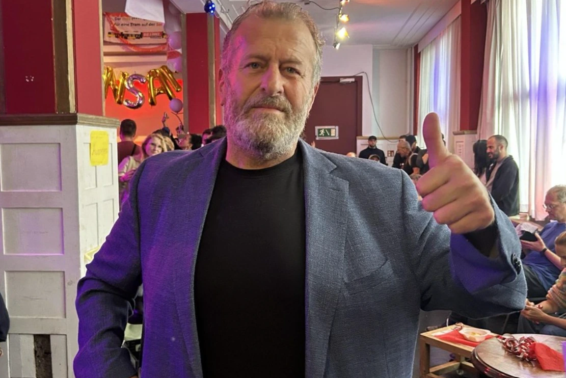 El líder de la mafia libanesa en Alemania felicitó en persona a la nueva alcalde comunista de Berlin