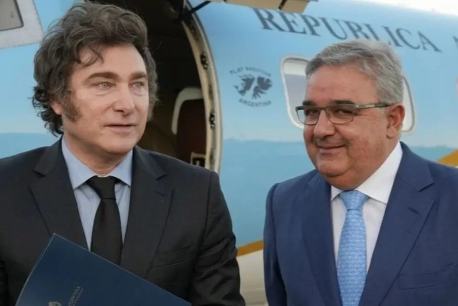 Raúl Jalil acompañará a Milei en París junto a otros 11 gobernadores