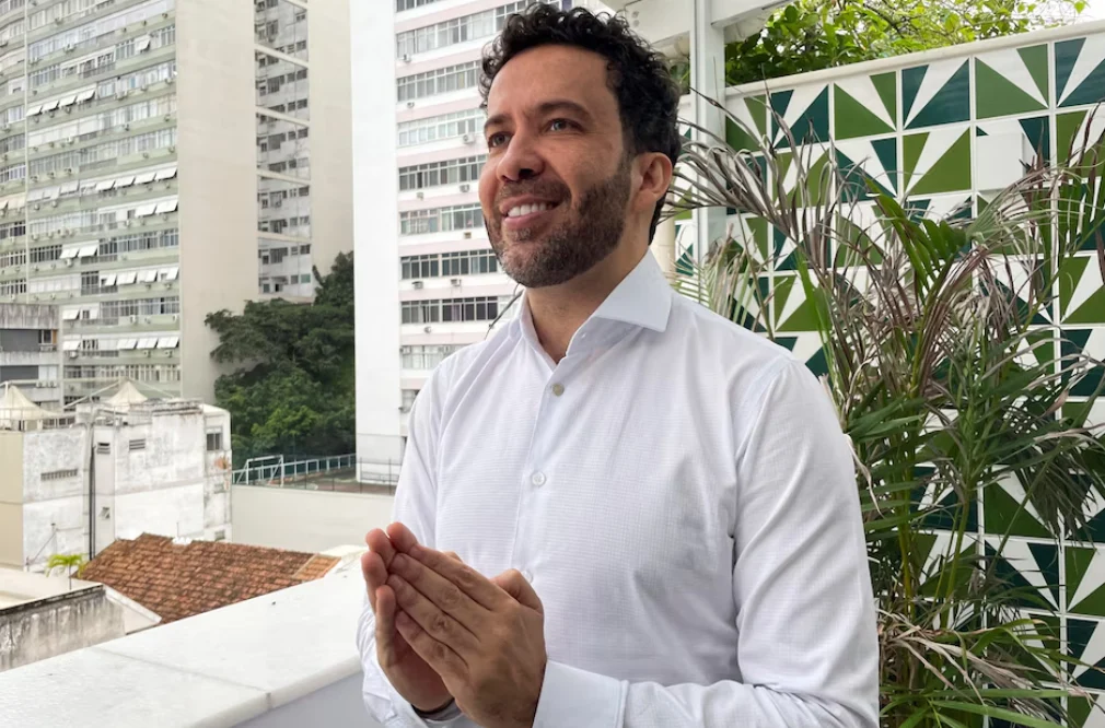 Quién es André Janones, el hombre detrás de la ofensiva digital